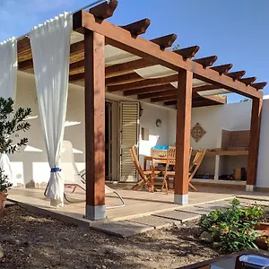 https://cottage-con-veranda-attrezzata-giardinovista-mare.in-sardinia.net