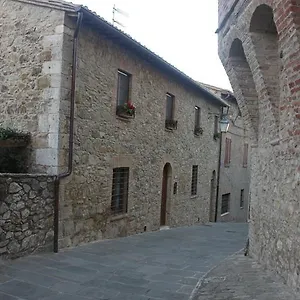 https://alla-porta-di-sopra.it-tuscanyhotel.com