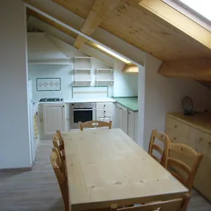 https://case-pizzocco-a-santa-giustina.hotelinveneto.com