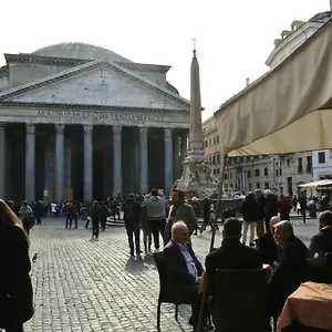  Apartment Pantheon Domus Valentino